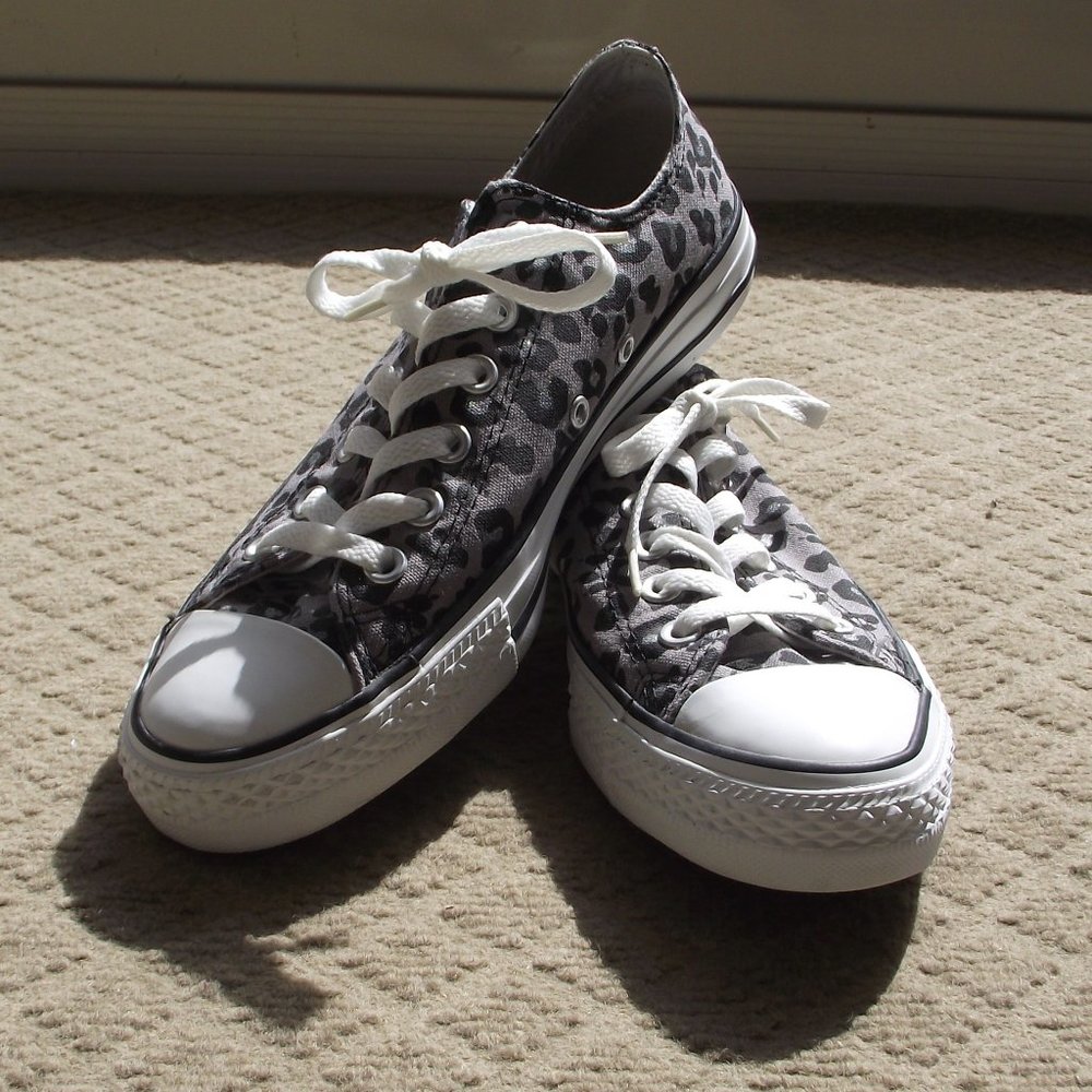 Gray Cheetah Print Converse Low Tops